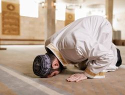 Imam Al-Ghazali Rekomendasikan Empat Cara Mengikis Riya