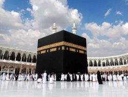 Timur Tengah Memanas ! Calon Jamaah Umrah Diminta Tunda Berangkat ke Tanah Suci