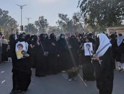 Buntut Ayatollah Ali Khamenei Gugur Diserang AS–Israel, Pakistan Membara! 20 Orang Tewas, Aksi Protes Berujung Kerusuhan